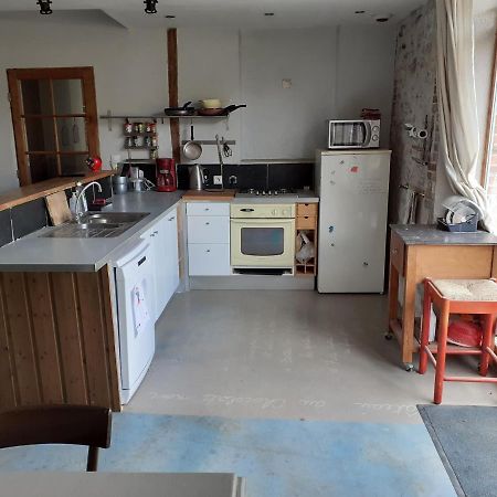 Gommerville Ferme De La Basse-Cour Bed & Breakfast エクステリア 写真